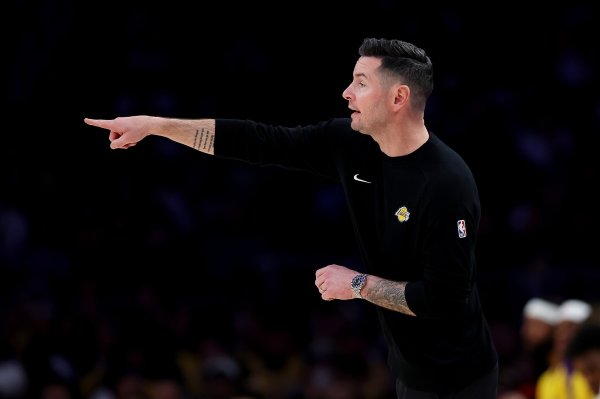 Lakers Devil s Rushing: 6 giảm